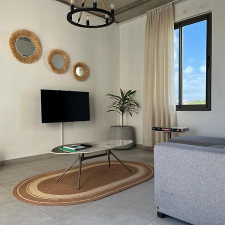 Cosy 2 Bedrooms Apts In Pereybere -Seasons Break Apartment Pereybere Beach Extérieur photo