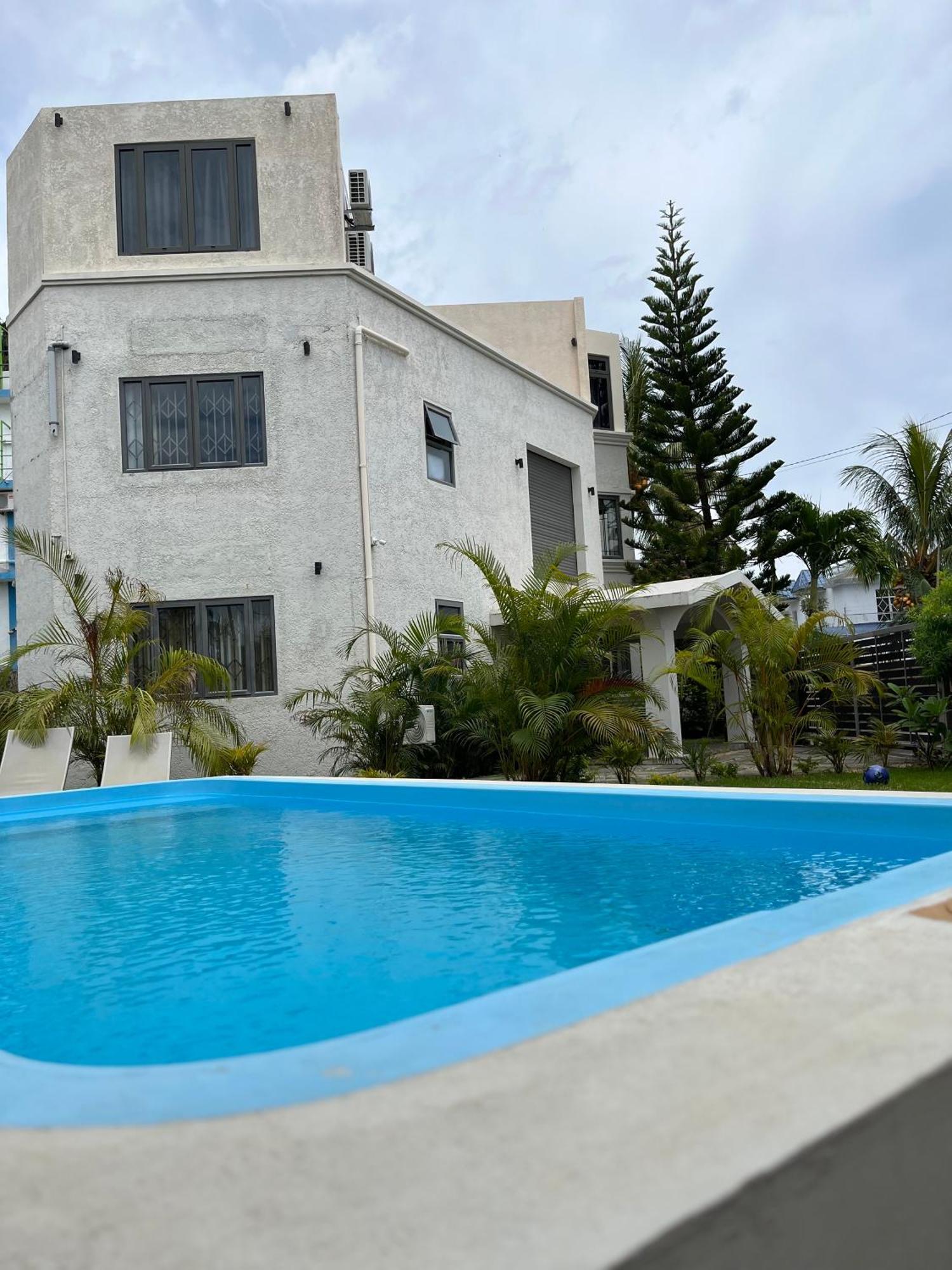 Cosy 2 Bedrooms Apts In Pereybere -Seasons Break Apartment Pereybere Beach Extérieur photo